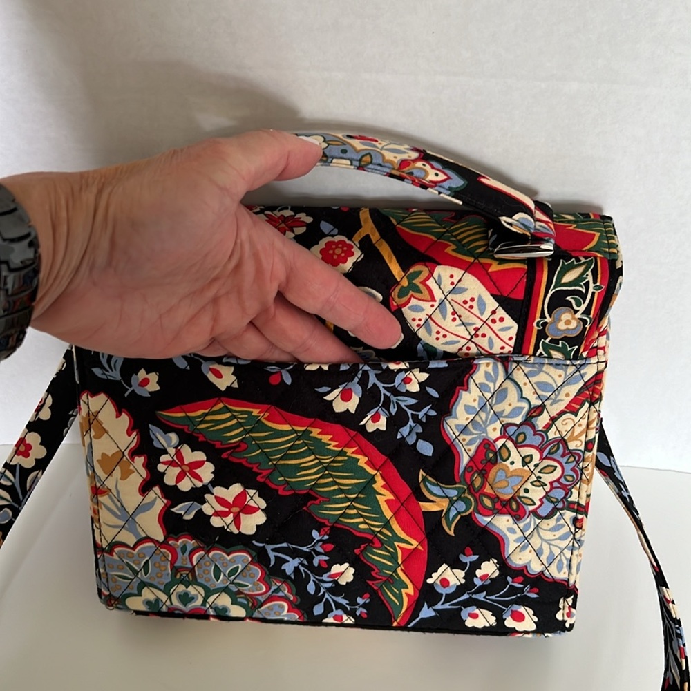 Vera Bradley Julia Versailles Pattern Top Handle & Convertible Detachable Strap - Picture 4 of 16